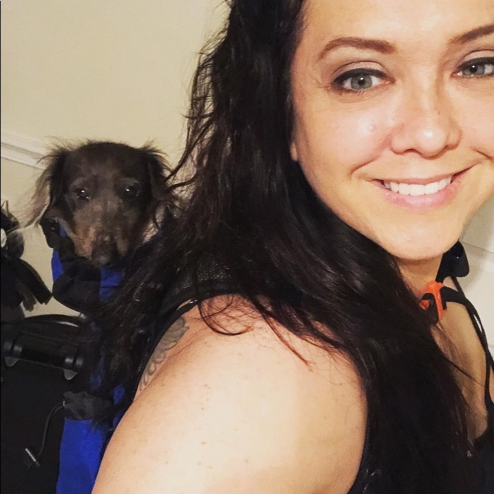 Meet your Posher, Danielle